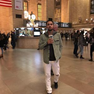 Meet your Posher, Aaron